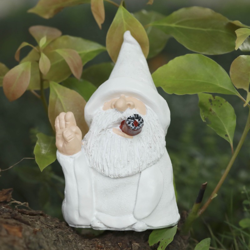 Home Decor Garden Ideas - Weihnachtsgartenzwerg-Figur mit weißer Robe, rauchender Zwerg,